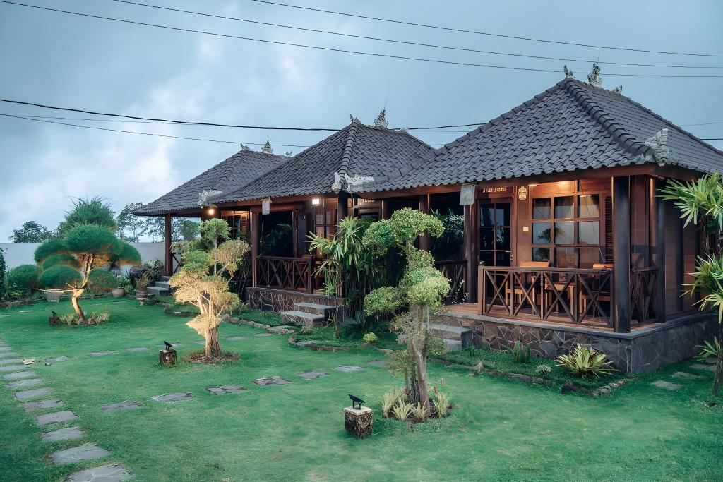 Kayu Manise Villa Bedugul