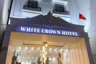 Khách sạn White Crown
