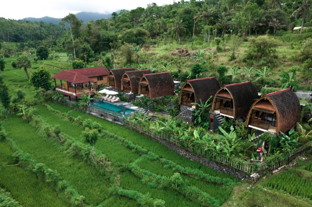 Lumbung Seraya Villa