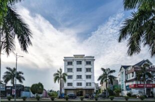 Luxury II Hotel
