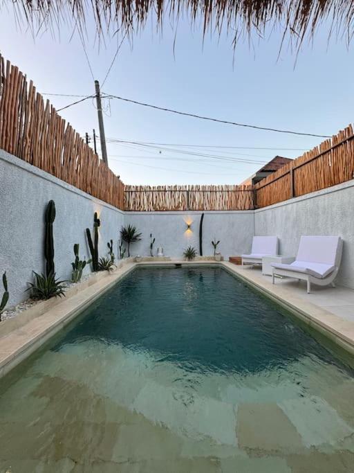 Private Villa – New! Casa Luna Jimbaran 3BR Indonesian – Greek Villa