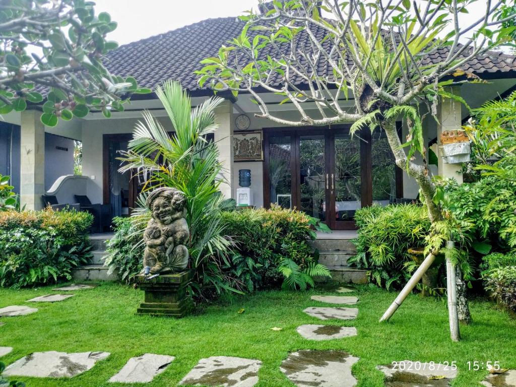 Putu’s Paradise Guesthouse