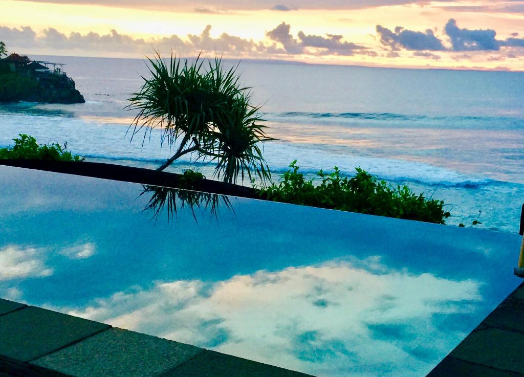 The Palms Ceningan Hotel