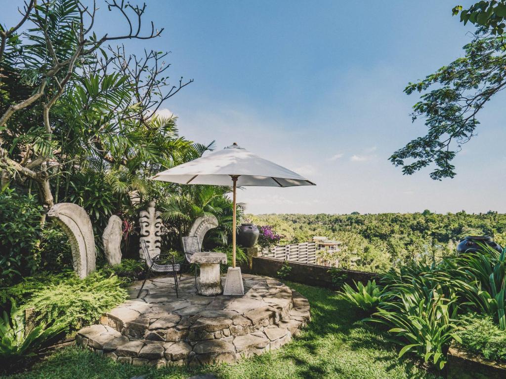 The Sayan House Villas