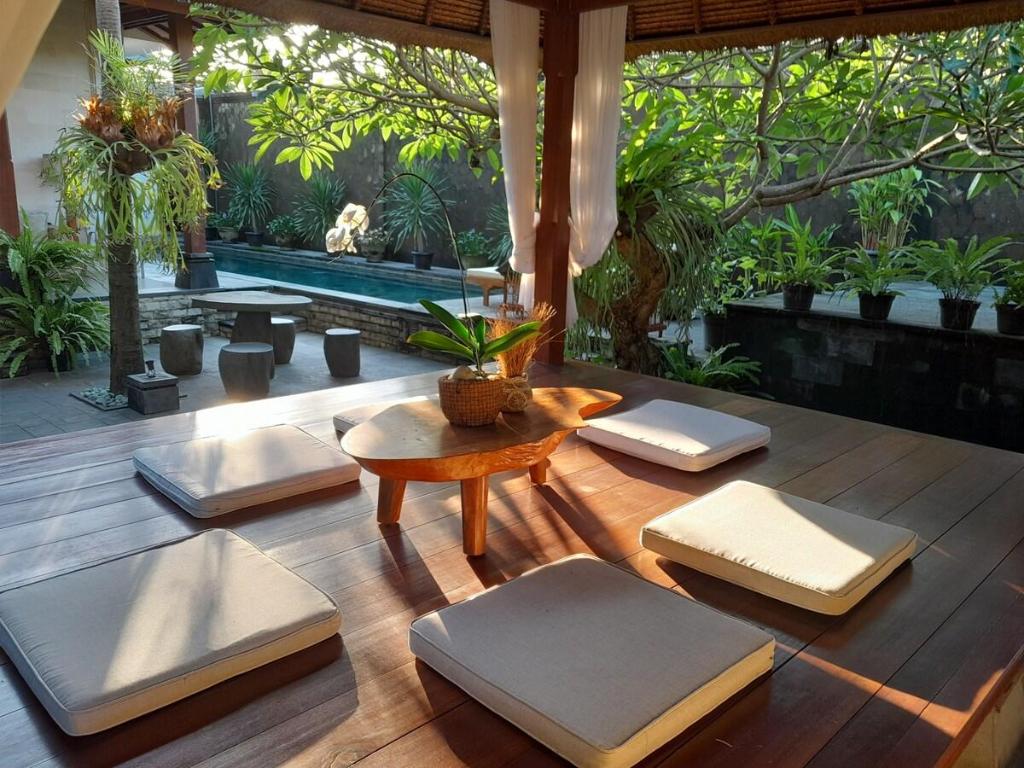 Tropical Retreat Villa