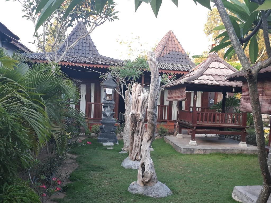La Nusa Homestay & Bungalow