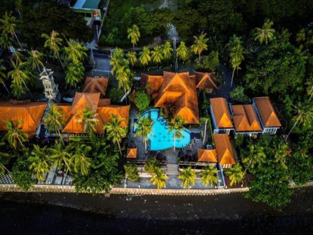 Nugraha Lovina Seaview Resort & Spa