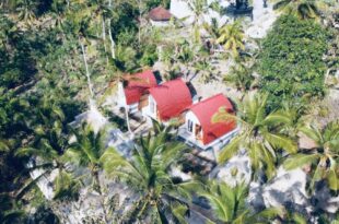 The Lebah Kelingking Villa
