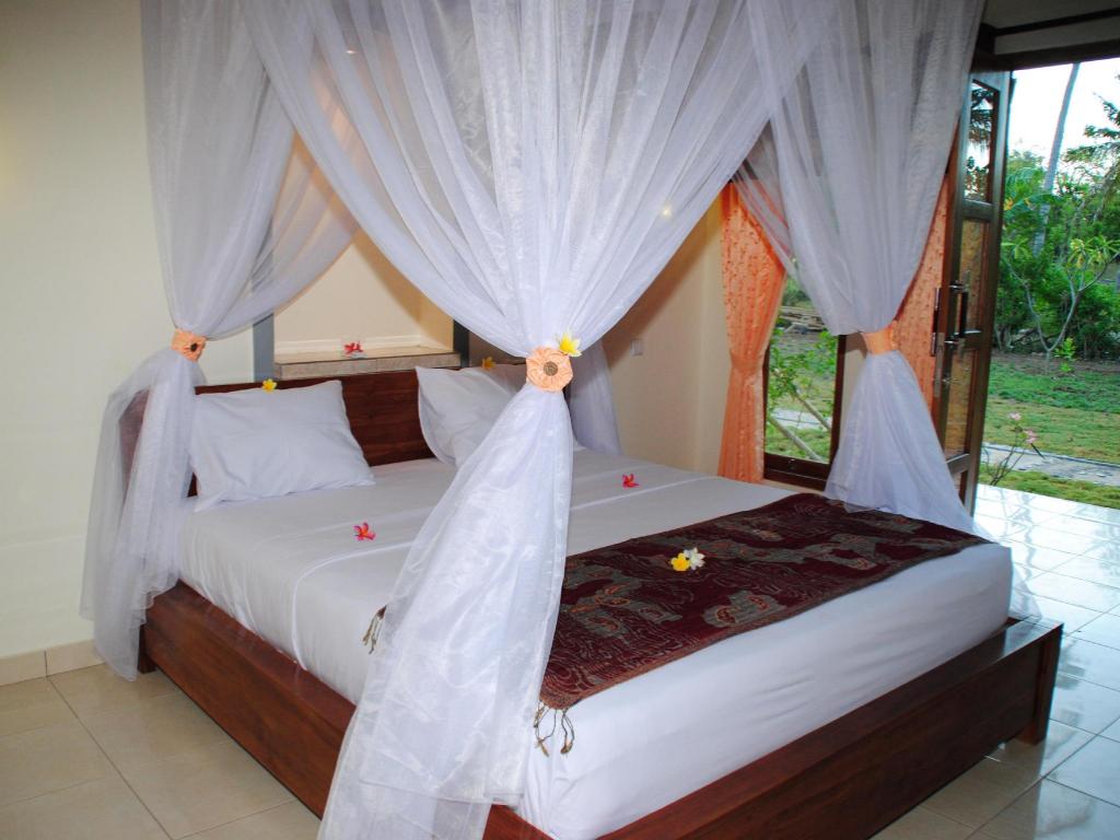 Tiara Homestay Pemuteran Bali