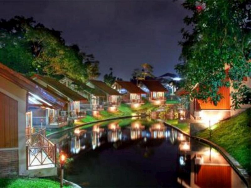 Ahadiat Hotel & Bungalow