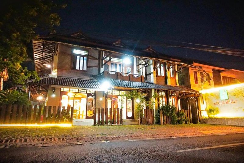 Ary’s Garden Hotel Yogyakarta