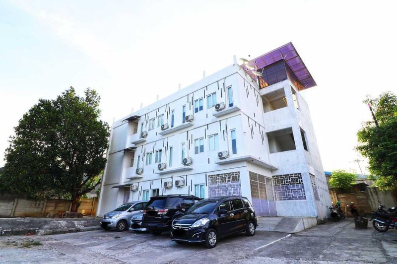 Bintaro Rumah Kayu Manis