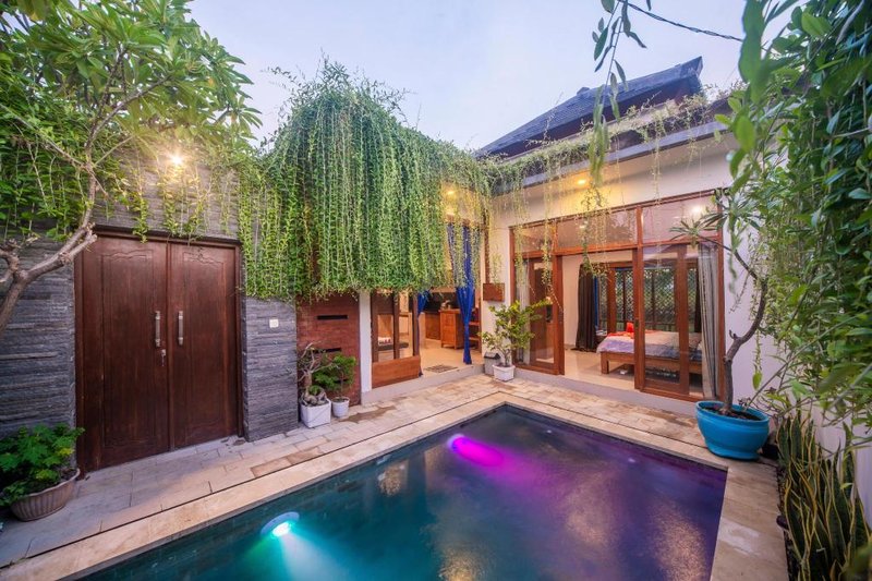 Cheerfull 1BR Honeymoon Private Villa Seririt