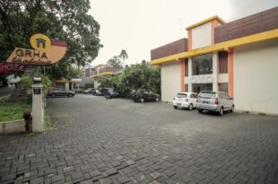 Collection O 295 Grha Ciumbuleuit Guest House