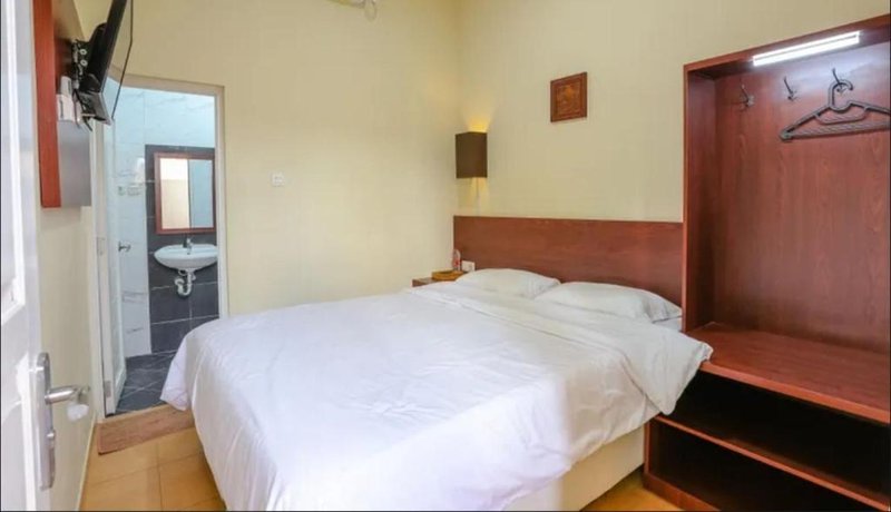 Comfy Room Yogyakarta BY Hamsa Putih