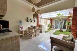 Courtyard living w/ BBQ garden in secluded hamlet