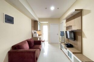 Deluxe 2BR at Parahyangan Residence By Travelio