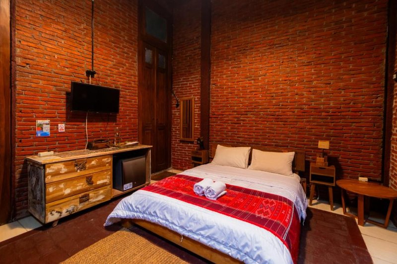 Djawata Resort & Gallery near Desa Wisata Kasongan Yogyakarta RedPartner