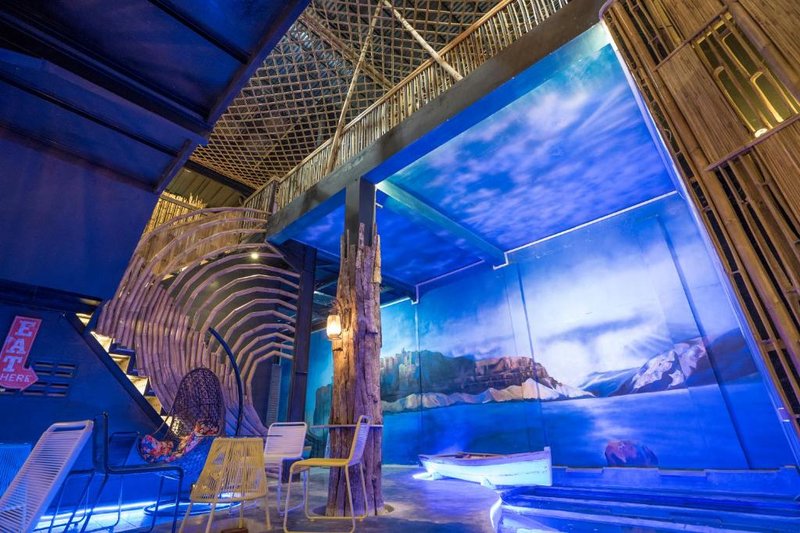 ETHES Coworking – Coliving & Lounge