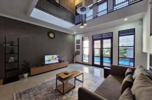 High Livin Villa Setrasari