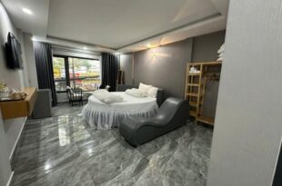 Hotel & Homestay LABUBU