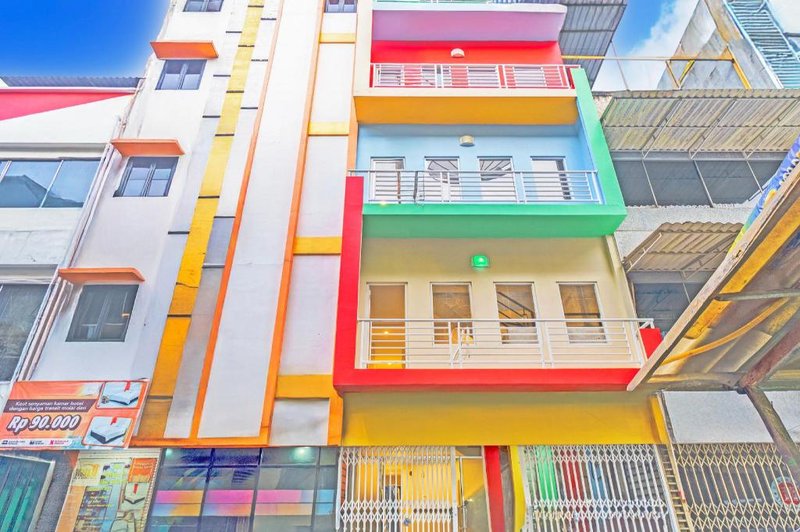 Hotel O Mangga Besar Near Mangga Besar Station Formerly Warna Warni Residence