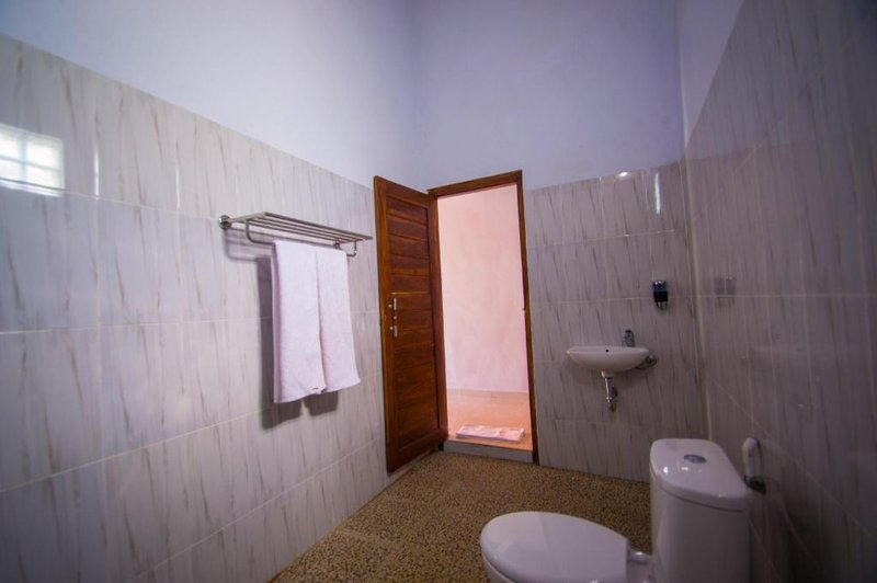 Jona Bungalow Family Room