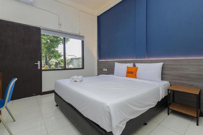 KoolKost near Stasiun Batutulis