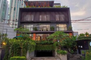 La Boheme Rooms and Coffee