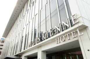 Louis Kienne Cikarang Hotel & Service Apartment