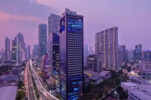 Manhattan Hotel Jakarta.