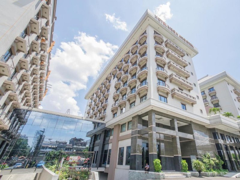 Mega Anggrek Hotel Jakarta Slipi