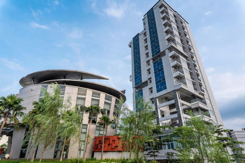 NEMURU GRAND BHUVANA CIAWI