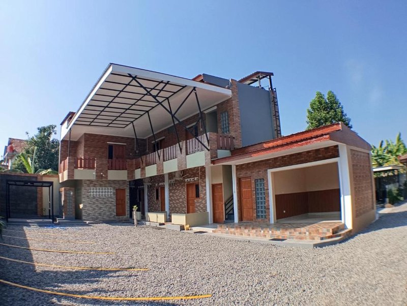 New dTopadan Guest House