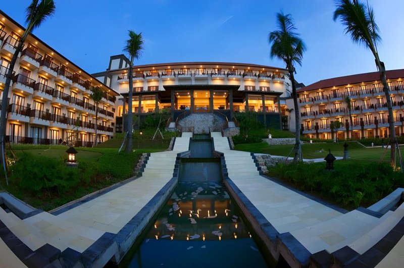 New Kuta Hotel by Lorin