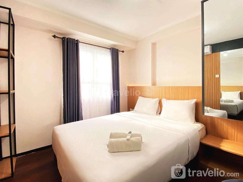 Nice 2BR at Gateway Pasteur Apartment By Travelio