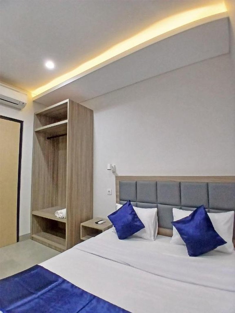 Oscar Alfa Residence by NamRoom