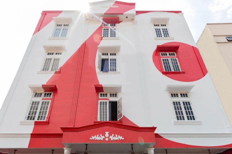 OYO 1111 Pasar Baru Inn