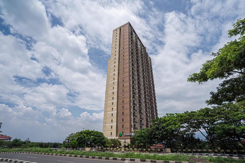OYO 93552 Tamansari Panoramic Apartment By Anwar
