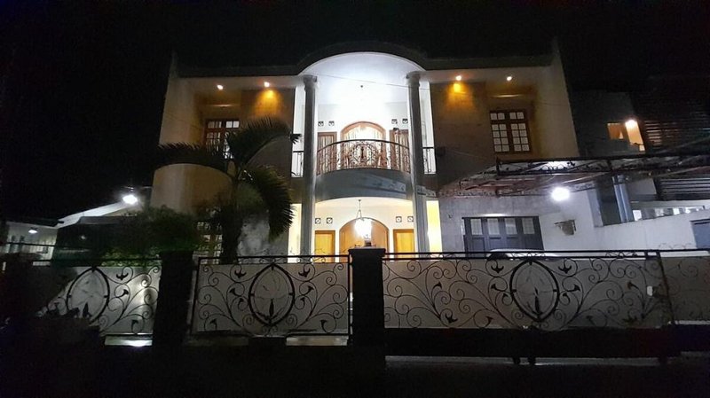 RADISSA HOMESTAY BANDUNG