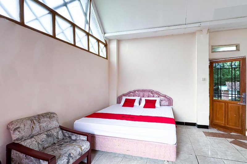 RedDoorz @ Argapuri Resort Gambung