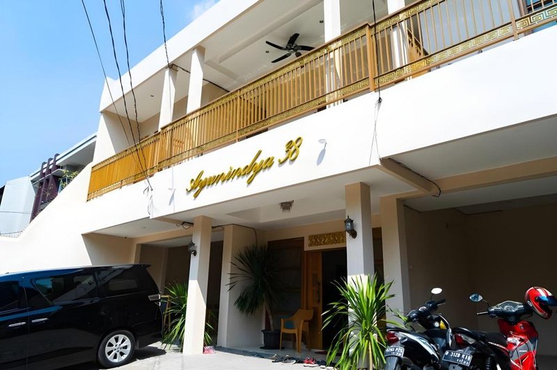 RedDoorz near Cipinang Indah Mall