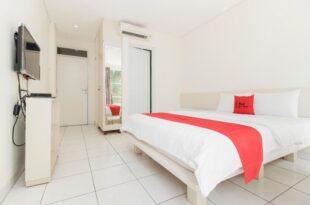 RedDoorz near Pancoran