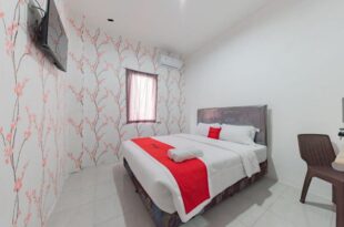 RedDoorz Syariah Plus near Tugu Bubur Ayam Cianjur