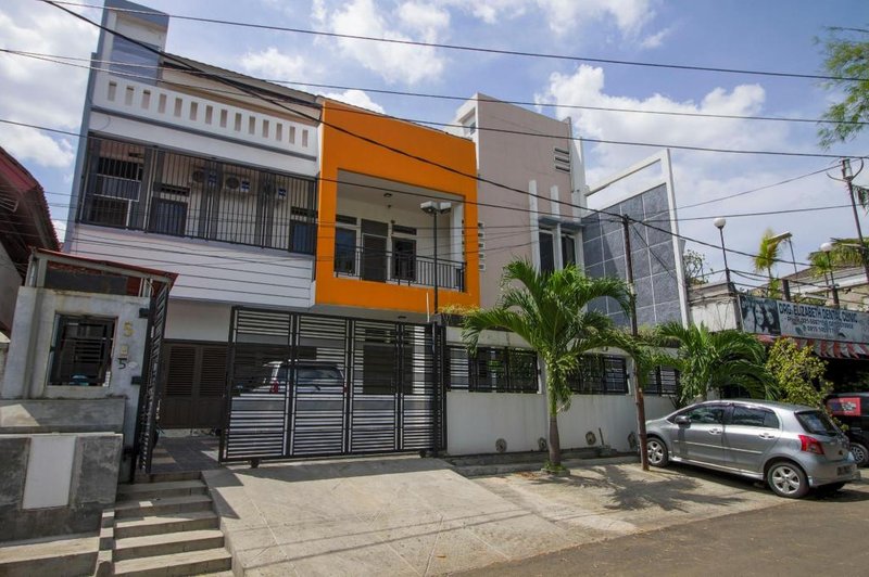 RedDoorz @ Tanjung Duren