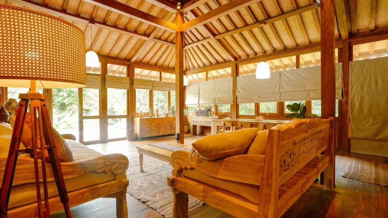 Rumah Bambu Gladek Dua