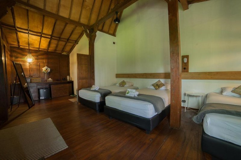 Rumah Jembarati by Sabda