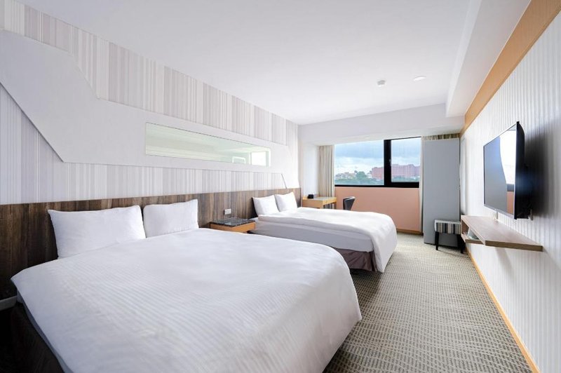 Sunny Hotel, Tây Môn Đình