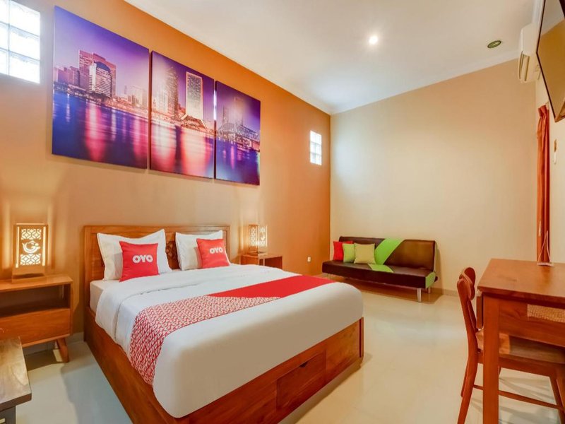 Super OYO 3496 Griya Gayatri Syariah