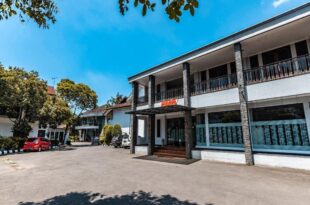 Super OYO 686 Bunga Karang Hotel